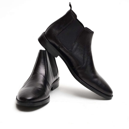 CLASSIC BLACK CALF LEATHER CHELSEA BOOTS