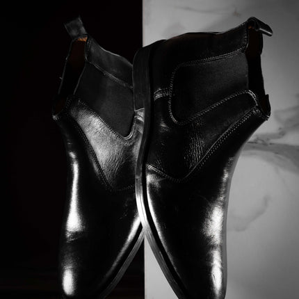 CLASSIC BLACK CALF LEATHER CHELSEA BOOTS